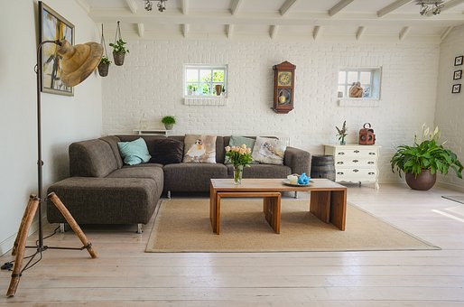 7 Sofa Do's and Don'ts