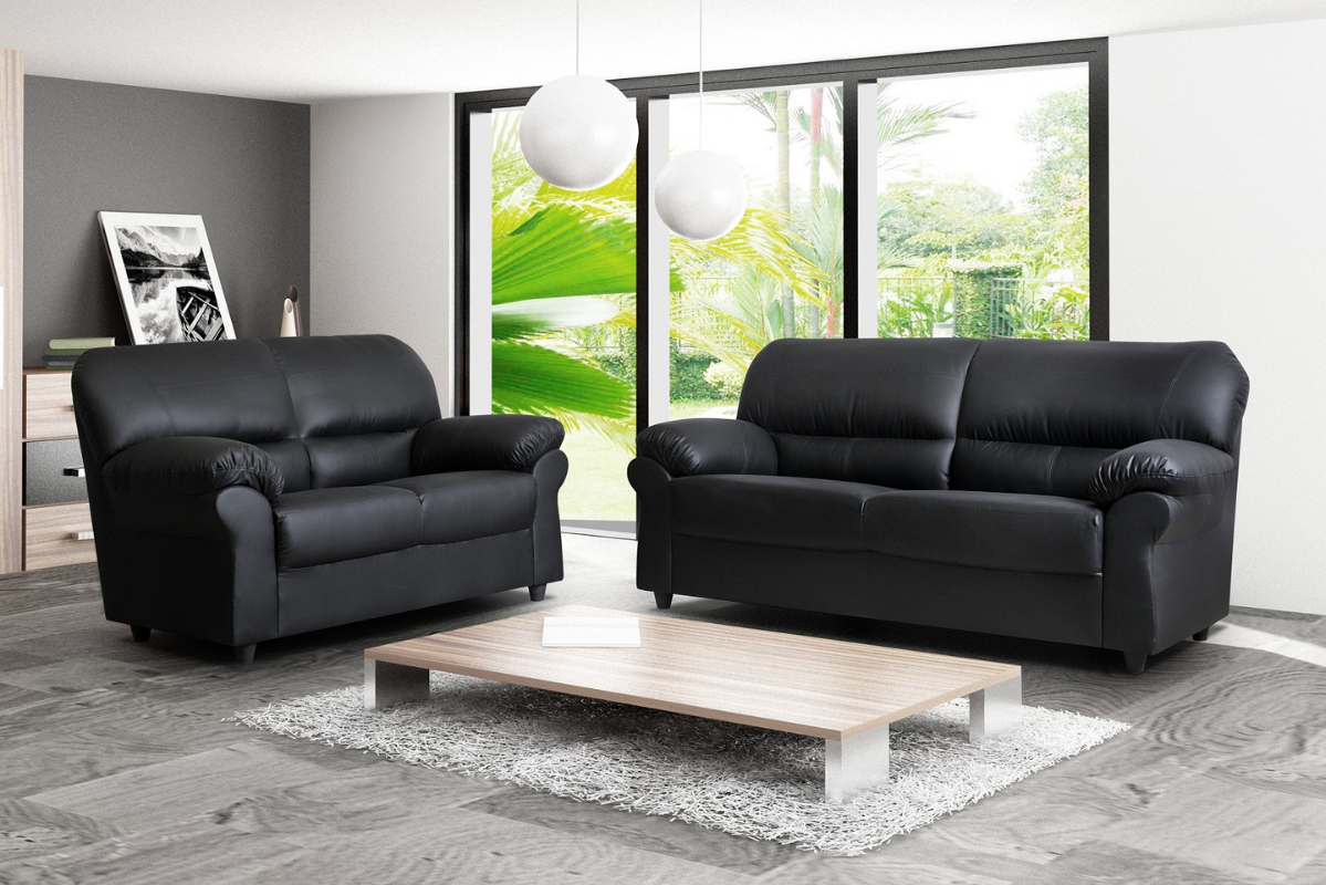 Leather 3 and 2 seater sofa 2025